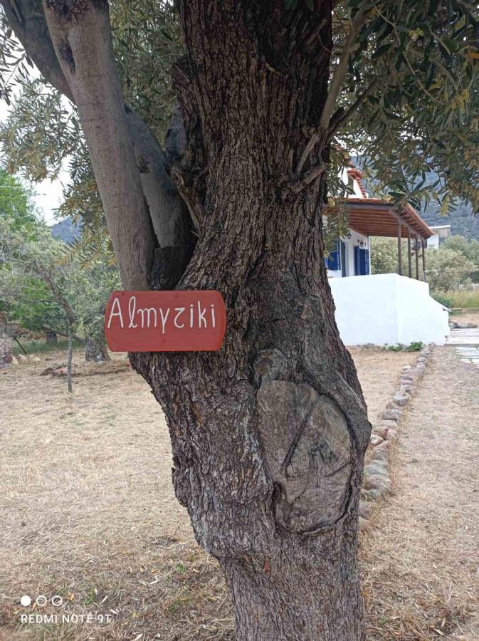 فيلا Almyriki Méthana المظهر الخارجي الصورة